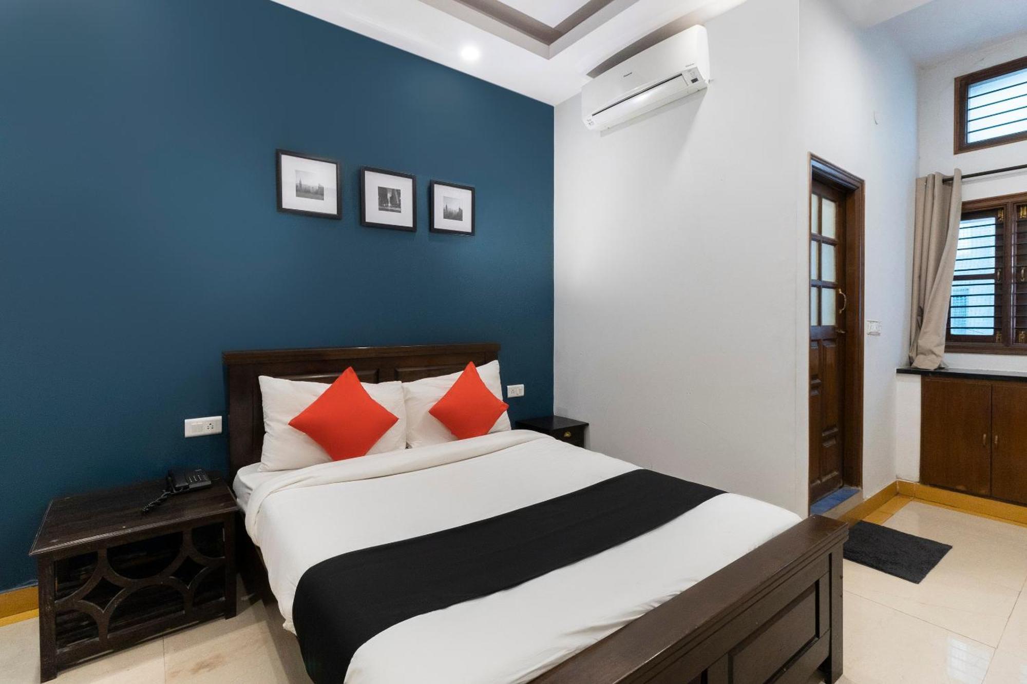 Collection O Victorian Comforts Bangalore Esterno foto